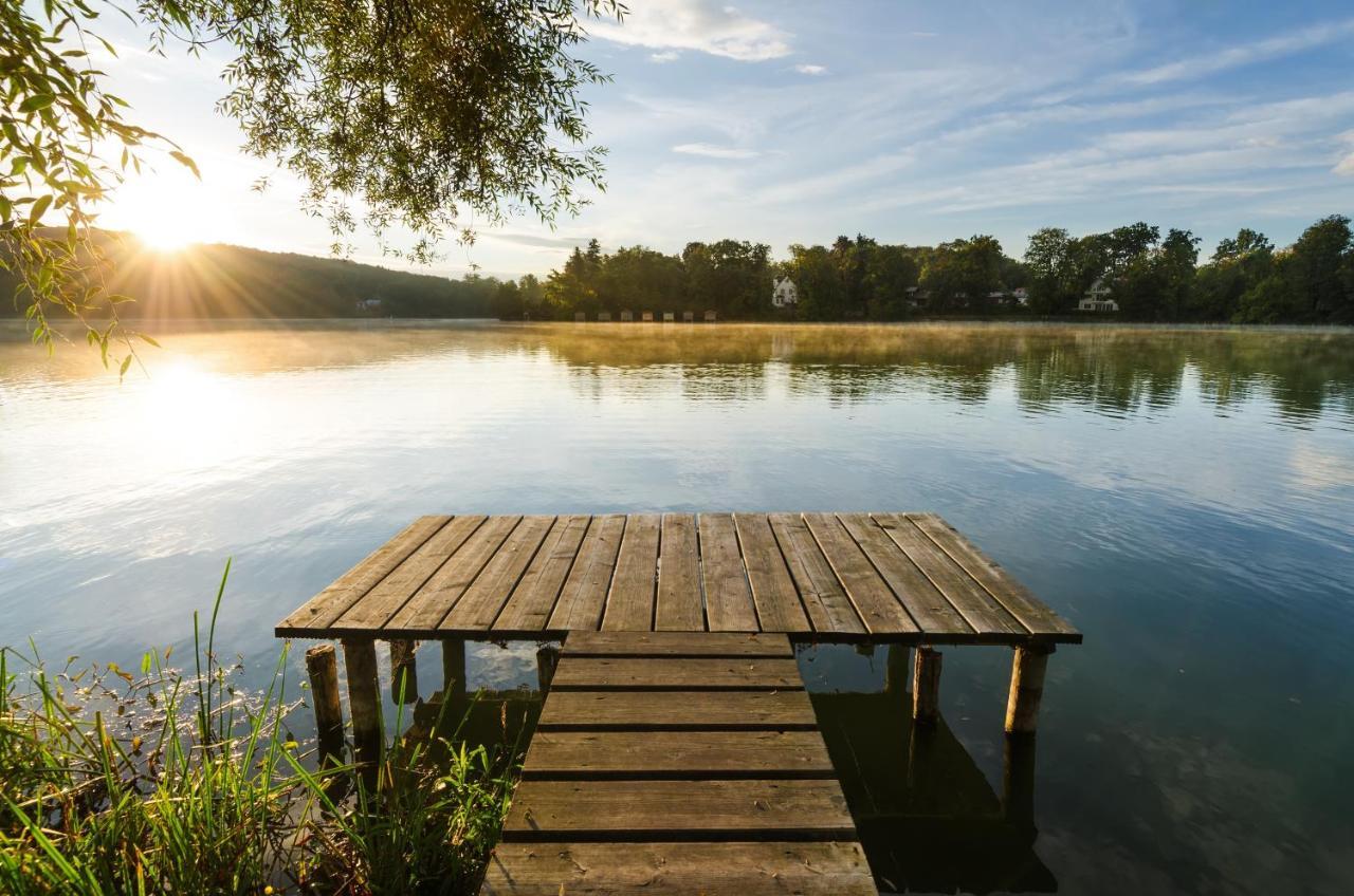 Sopherl Am See - Fruehstueck Auf Der Seeterrasse, Sehr Ruhig Und Wunderschoen Am See, 3 Minuten Nach Oberpfaffenhofen, Viele Radtouren, Restaurants & Cafes In Der Umgebung Weßling Eksteriør billede