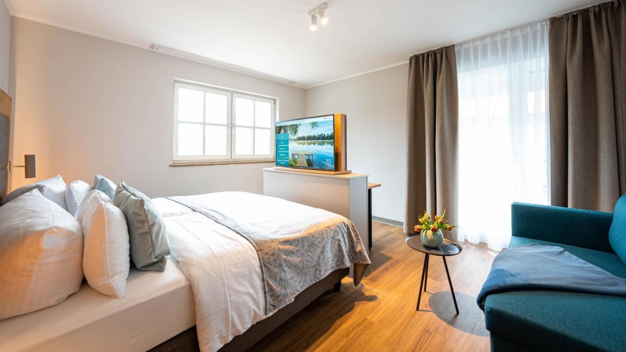 Sopherl Am See - Fruehstueck Auf Der Seeterrasse, Sehr Ruhig Und Wunderschoen Am See, 3 Minuten Nach Oberpfaffenhofen, Viele Radtouren, Restaurants & Cafes In Der Umgebung Weßling Eksteriør billede