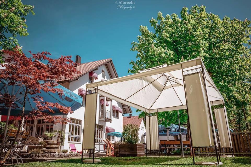 Sopherl Am See - Fruehstueck Auf Der Seeterrasse, Sehr Ruhig Und Wunderschoen Am See, 3 Minuten Nach Oberpfaffenhofen, Viele Radtouren, Restaurants & Cafes In Der Umgebung Weßling Eksteriør billede